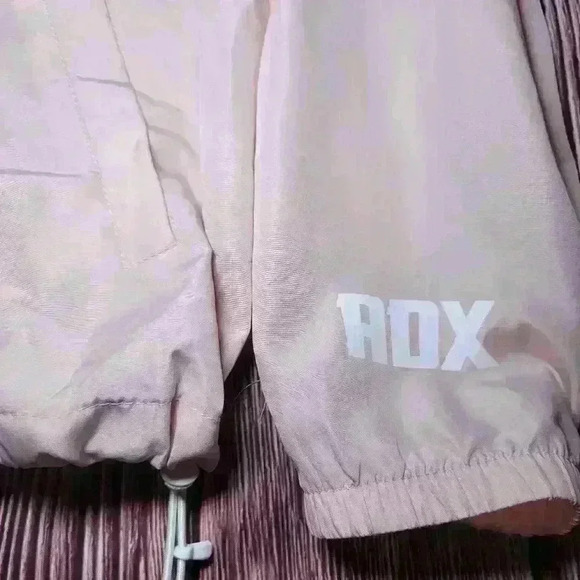 Addicted fishing lightweight wind jacket light pink sz small - Picture 4 of 4